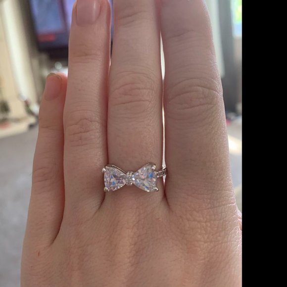 1 day SALE! 925 Sterling White Sapphire Bow Ring🌹 - Picture 3 of 14